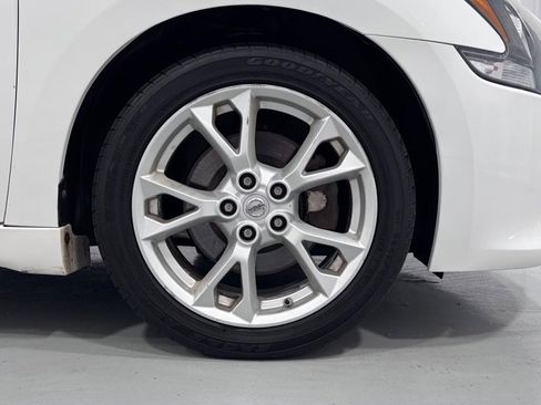 Used 2012 Nissan Maxima 3.5 SV w/ Premium Pkg FWD image 32