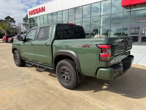 Used 2025 Nissan Frontier PRO-4X image 3
