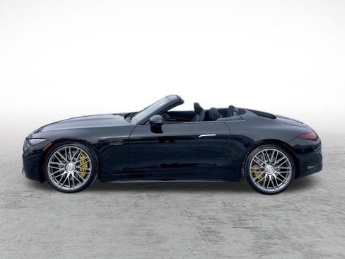 Used 2022 Mercedes-Benz SL 63 AMG AMG SL 63 image 8