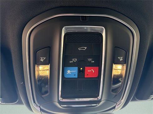 New 2025 Jeep Grand Cherokee L Limited image 19