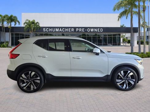 Certified 2023 Volvo XC40 B4 Plus w/ Protection Package Premier image 8