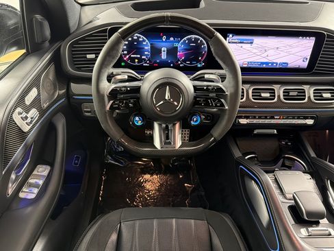 Used 2024 Mercedes-Benz GLS 63 AMG 4MATIC image 13