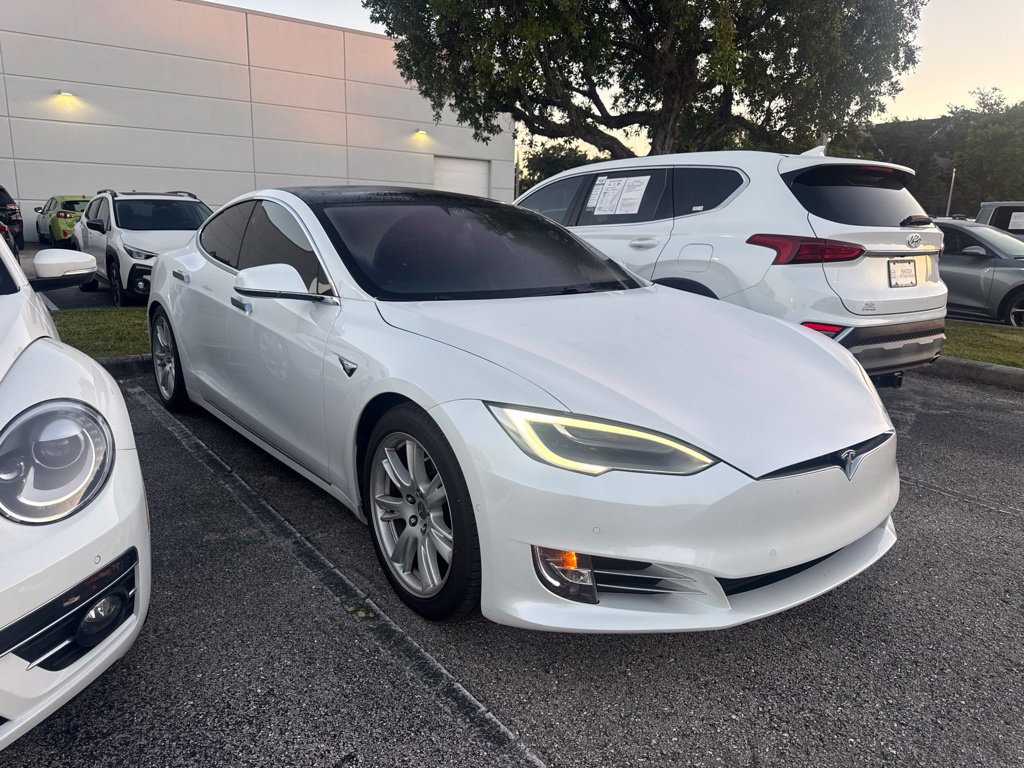 Used 2021 Tesla Model S Long Range Plus AWD/4WD image 1