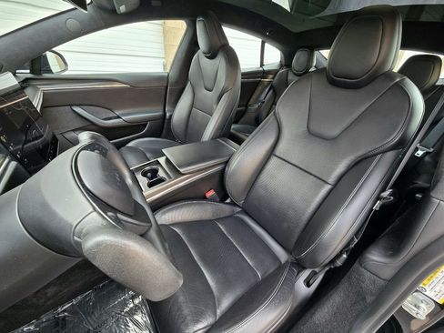 Used 2021 Tesla Model S Plaid image 16