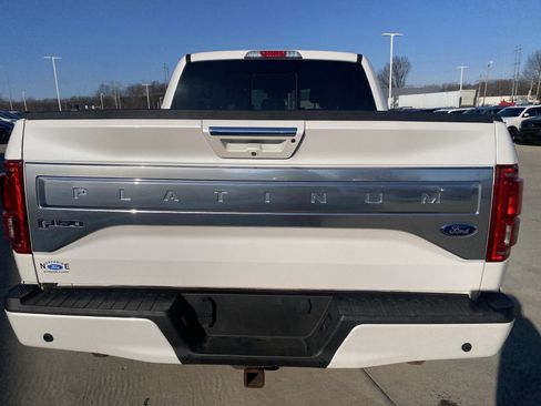 Used 2015 Ford F150 Platinum w/ Equipment Group 701A Luxury image 5