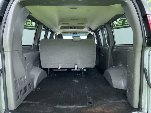 Used 2017 Chevrolet Express 2500 LS image 26
