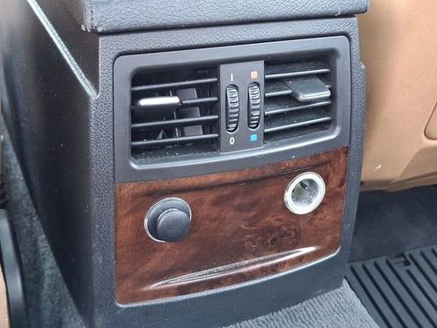 Used 2010 BMW 528i xDrive Sedan image 13