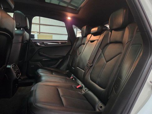 Used 2016 Porsche Macan S image 66