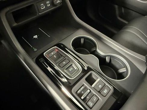 Used 2024 Honda Pilot Elite image 26