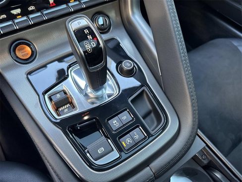 Used 2016 Jaguar F-TYPE S image 22