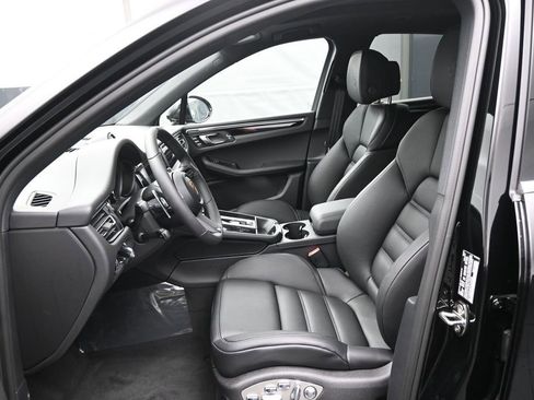 New 2026 Porsche Macan S AWD/4WD image 5