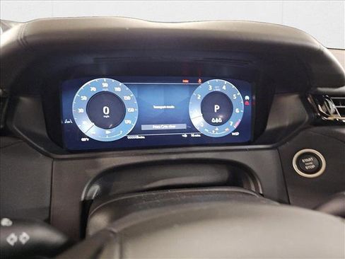 New 2026 Land Rover Range Rover Velar Dynamic SE image 19