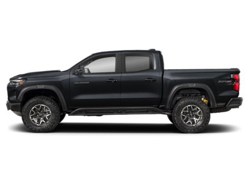Used 2025 Chevrolet Colorado ZR2 w/ Technology Package AWD/4WD image 3