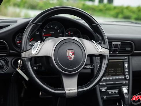 Used 2009 Porsche 911 Carrera RWD image 7