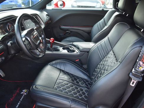 Used 2019 Dodge Challenger R/T Scat Pack w/ Widebody Package RWD image 23