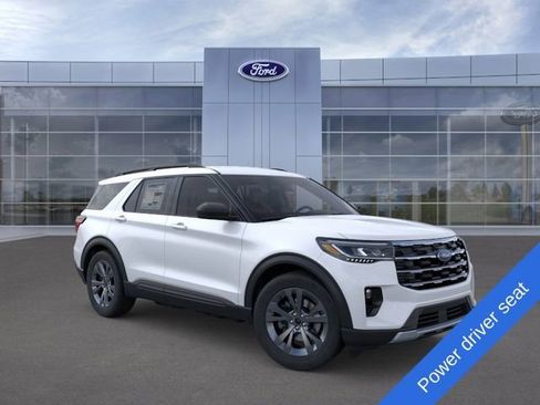 New 2026 Ford Explorer Active w/ Active Comfort Package AWD/4WD image 8