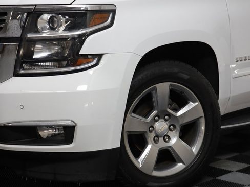 Used 2016 Chevrolet Suburban LTZ image 3