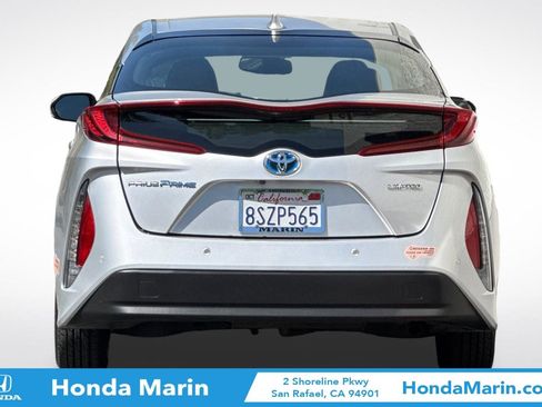 Used 2021 Toyota Prius Prime Limited FWD image 5