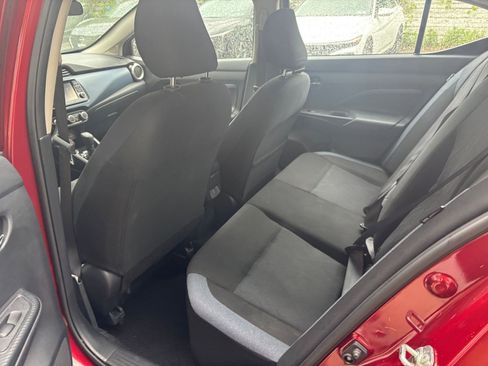 Used 2025 Nissan Versa SV FWD image 36