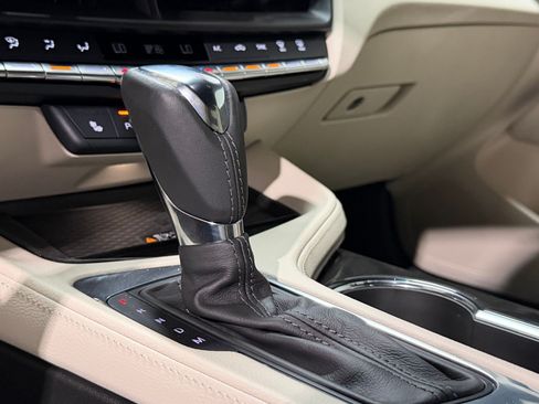 Certified 2026 Cadillac CT4 Luxury RWD image 30