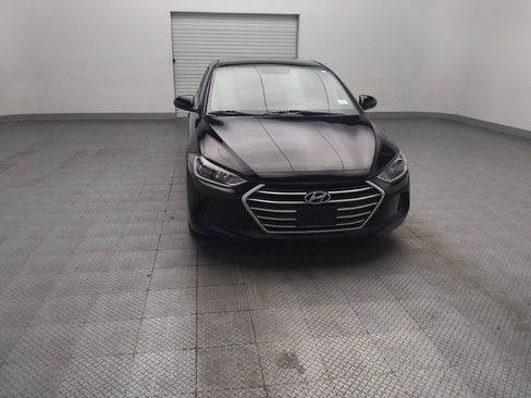 Used 2018 Hyundai Elantra SE FWD image 14