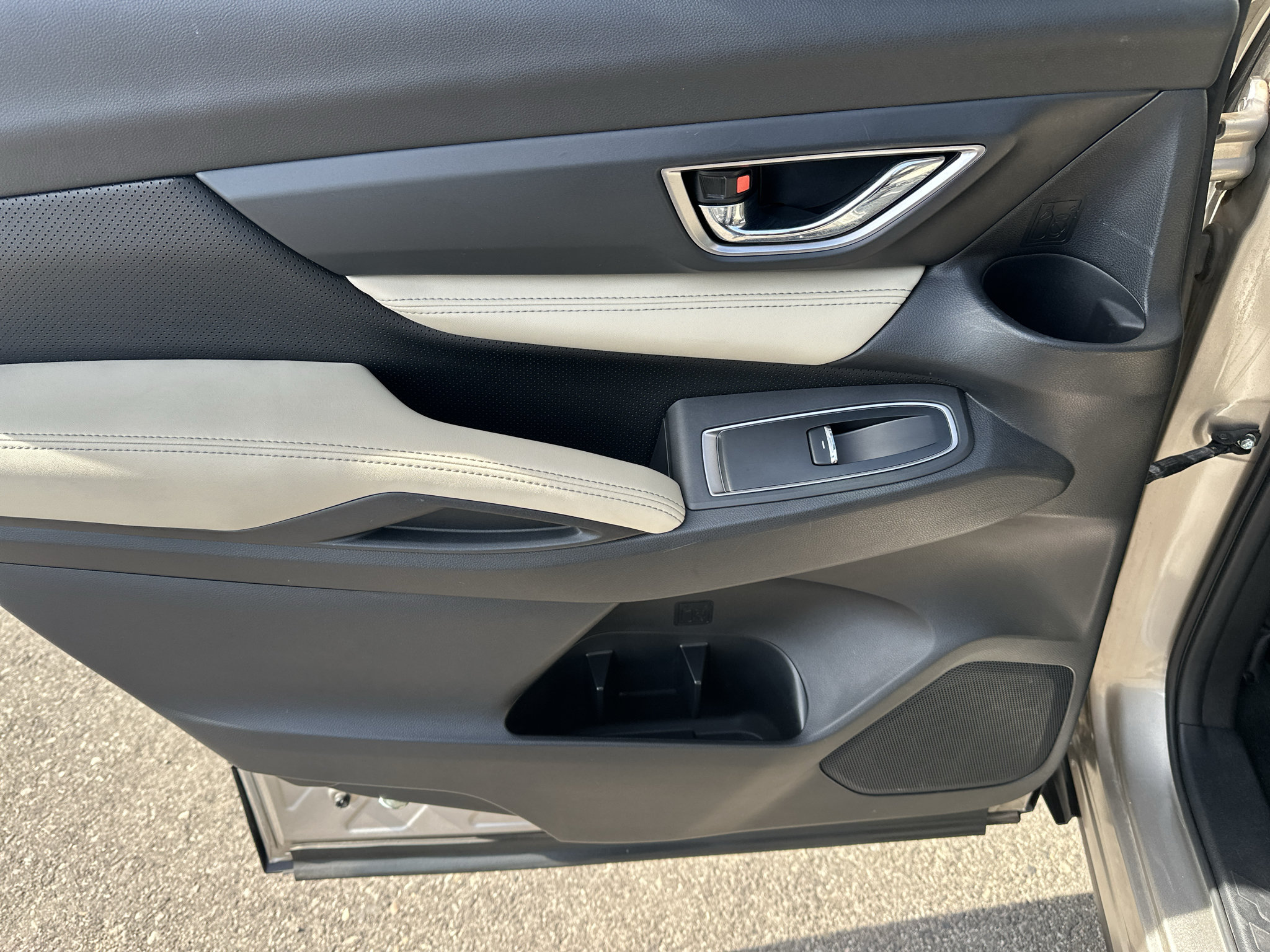 Used 2019 Subaru Ascent Limited AWD/4WD image 27