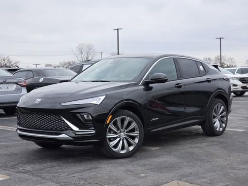 New 2026 Buick Envista Avenir image 2