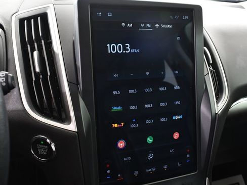 Used 2022 Ford Edge SEL w/ Convenience Package image 28