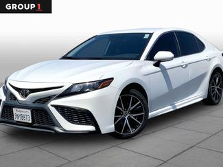 Used 2022 Toyota Camry SE FWD video 1