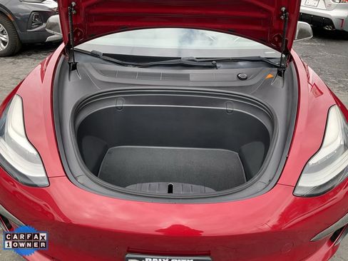 Used 2018 Tesla Model 3 Performance image 11
