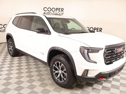 Used 2025 GMC Acadia AT4 AWD/4WD image 1