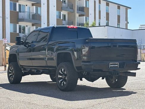Used 2017 GMC Sierra 2500 Denali w/ Duramax Plus Package AWD/4WD image 7