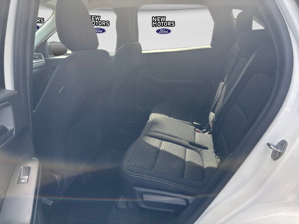 Used 2023 Ford Escape Active AWD/4WD image 14