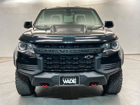 Used 2021 Chevrolet Colorado ZR2 w/ ZR2 Midnight Special Edition AWD/4WD image 8