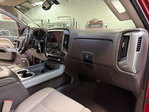 Used 2019 Chevrolet Silverado 2500 LTZ w/ Duramax Plus Package AWD/4WD image 40