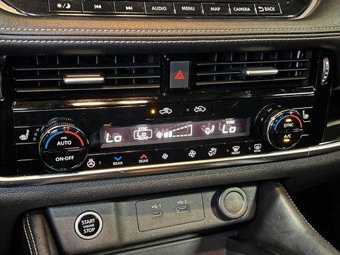 Used 2023 Nissan Rogue SL w/ SL Premium Package FWD image 37