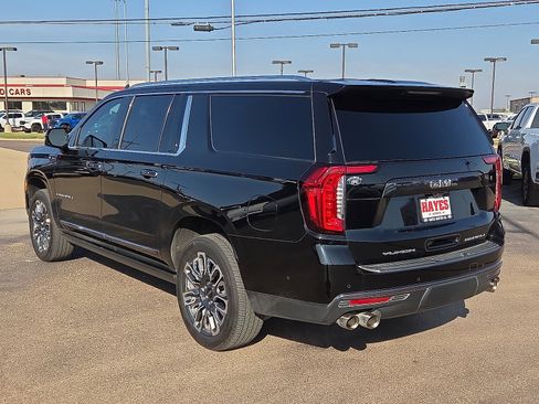 Used 2024 GMC Yukon XL Denali Ultimate AWD/4WD image 3