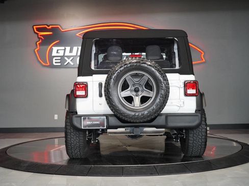 Used 2024 Jeep Wrangler Sport image 4