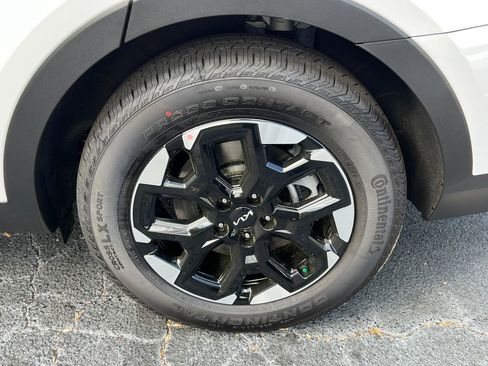 New 2025 Kia Sorento S w/ Panoramic Sunroof Package image 19