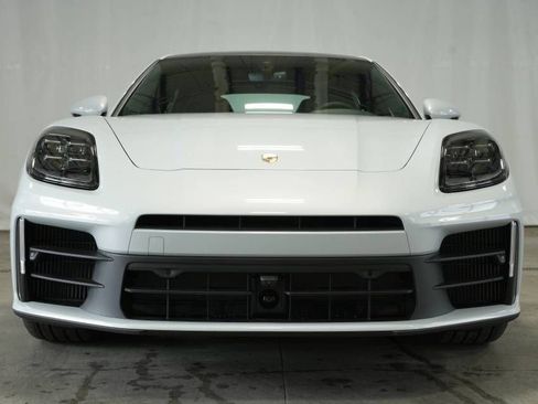 New 2025 Porsche Panamera 4 image 11