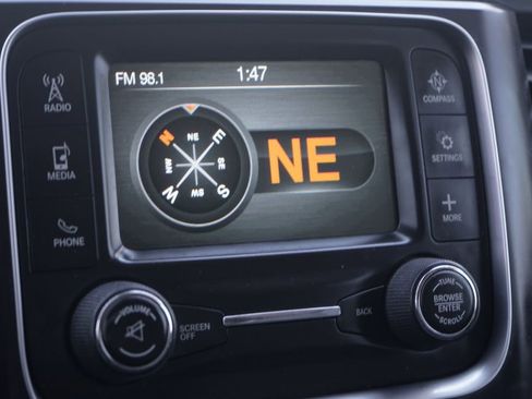 Used 2019 RAM 1500 Classic SLT image 27