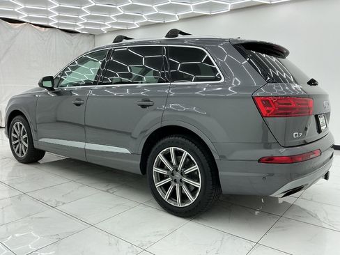 Used 2019 Audi Q7 3.0T Premium Plus AWD/4WD image 12