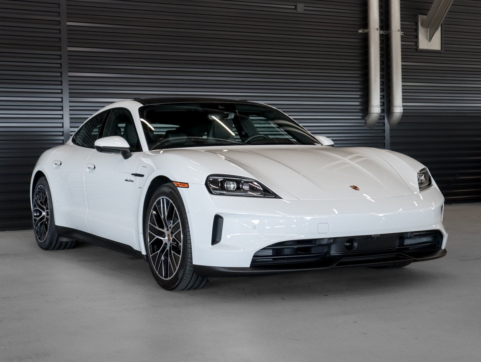 Certified 2025 Porsche Taycan RWD image 7