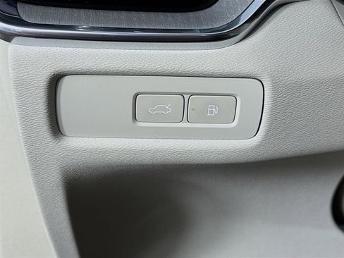 Used 2024 Volvo S60 T8 Plus w/ Climate Package image 11