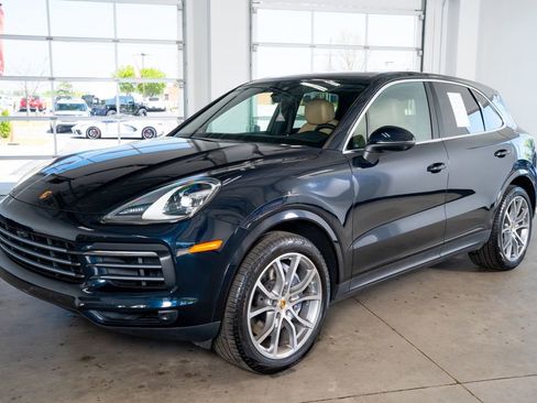 Used 2021 Porsche Cayenne image 11