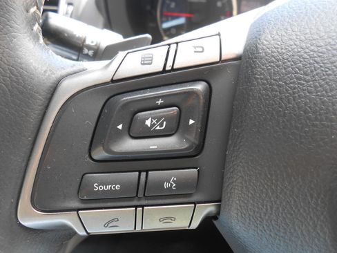 Used 2016 Subaru Impreza 2.0i Premium image 16