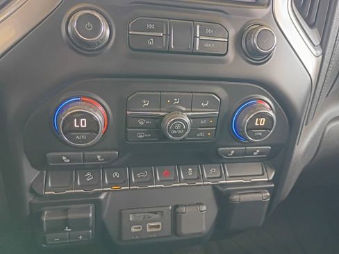 Used 2019 Chevrolet Silverado 1500 LT w/ All-Star Edition AWD/4WD image 13