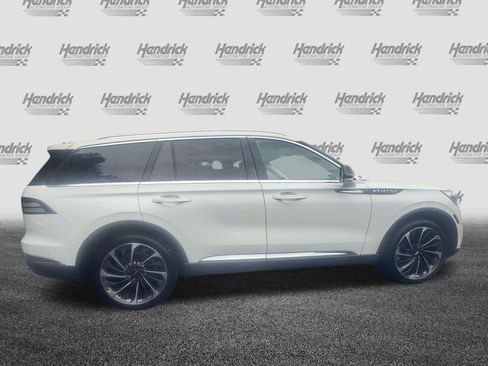 Used 2020 Lincoln Aviator Reserve w/ Equipment Group 202A AWD/4WD image 12