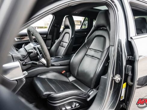 Used 2018 Porsche Panamera 4S image 4