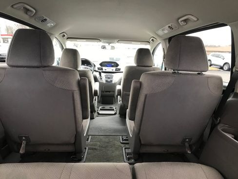Used 2016 Honda Odyssey LX image 7